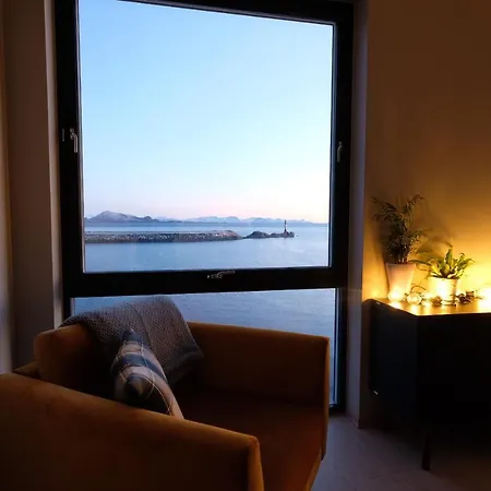 Modern With Spectacular View Lejlighed